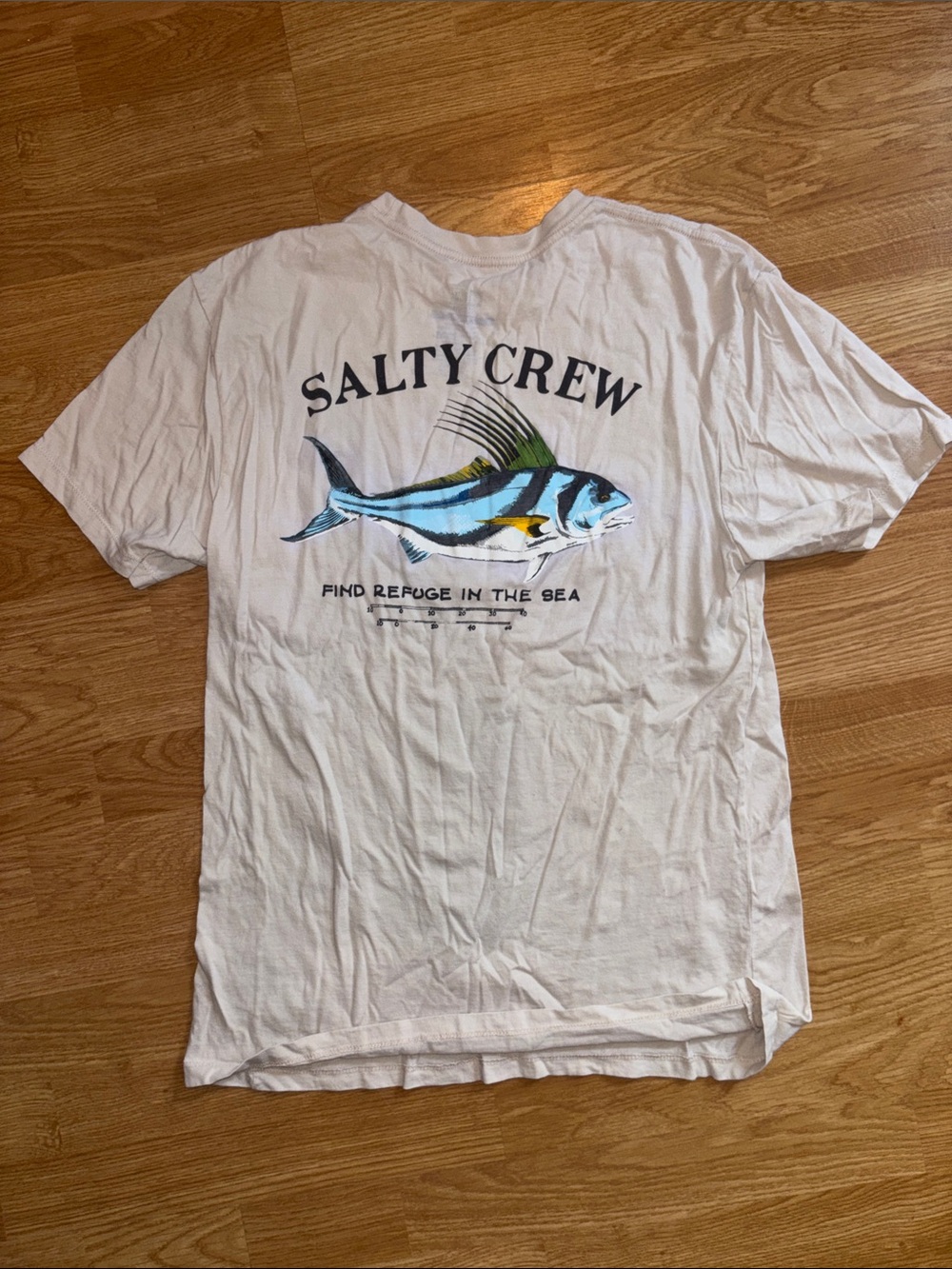 Salty Crew Cream Tee with Multicolor Fish Chest Graphic